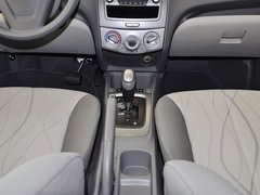 2013款 1.4L EMT 三厢 优逸版