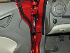 2013款 1.2L 手动 三厢 时尚版