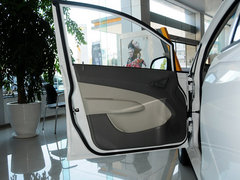 2013款 1.2L EMT 两厢 理想版
