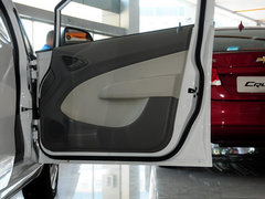 2013款 1.2L EMT 两厢 理想版