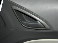 2013款 1.2L EMT 两厢 理想版