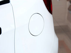 2013款 1.2L EMT 两厢 理想版