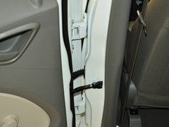 2013款 1.2L EMT 两厢 理想版