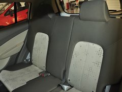 2013款 1.2L EMT 两厢 理想版