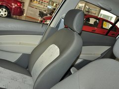 2013款 1.2L EMT 两厢 理想版