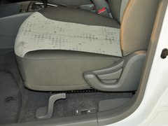 2013款 1.2L EMT 两厢 理想版