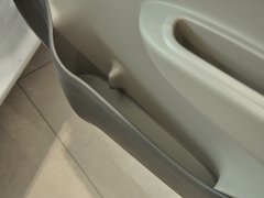 2013款 1.2L EMT 两厢 理想版