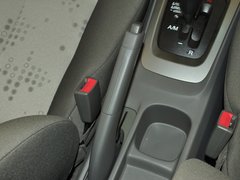 2013款 1.2L EMT 两厢 理想版