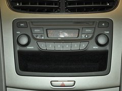 2013款 1.2L EMT 两厢 理想版