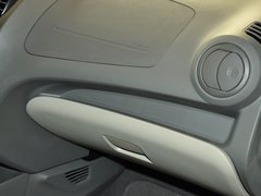 2013款 1.2L EMT 两厢 理想版