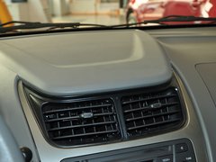 2013款 1.2L EMT 两厢 理想版
