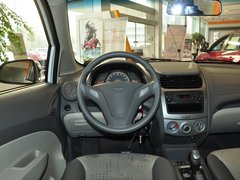 2013款 1.2L EMT 两厢 理想版