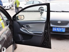 2014款 1.5L 手动 豪华型