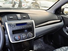 众泰Z300 2014款 1.5L 手动 豪华型