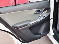 2014款 1.5L 手动 豪华型