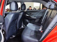2014款 1.6L 自动 尊贵型