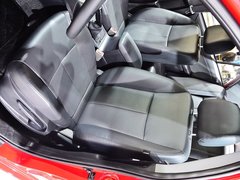 2014款 1.6L 自动 尊贵型