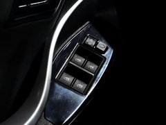 2014款 1.6L 自动 尊贵型