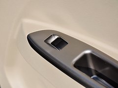 2014款 1.5L 手动 标准型