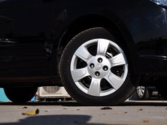 2014款 1.5L 手动 标准型