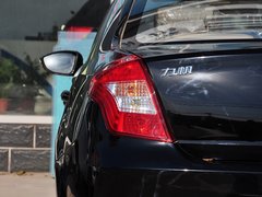 2014款 1.5L 手动 标准型