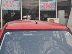 2014款 1.3L 手動 標(biāo)準(zhǔn)型