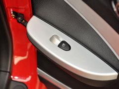 2014款 1.3L 手动 标准型