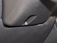 2014款 1.3L 手動 標(biāo)準(zhǔn)型