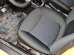 2014款 1.3L 手动 标准型