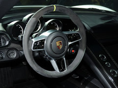 2014款 4.6L Spyder Weissach package