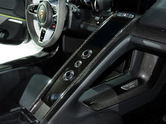 2014款 4.6L Spyder Weissach package