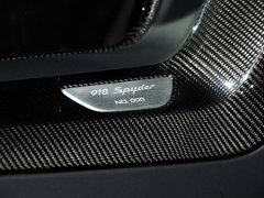 2014款 4.6L Spyder Weissach package