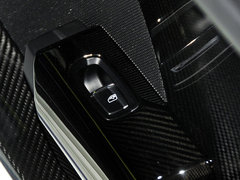 2014款 4.6L Spyder Weissach package