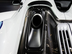 2014款 4.6L Spyder Weissach package