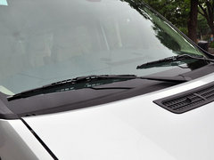 2013款 2.4T 手动 柴油普通型加长轴高顶Duratorq