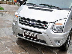 2013款 2.4T 手动 柴油普通型加长轴高顶Duratorq