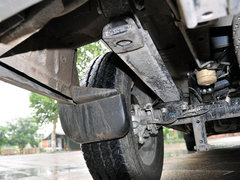 2013款 2.4T 手动 柴油普通型加长轴高顶Duratorq