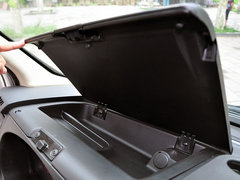 2013款 2.4T 手动 柴油普通型加长轴高顶Duratorq
