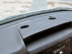 2013款 2.4T 手动 柴油普通型加长轴高顶Duratorq