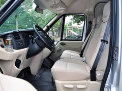 2013款 2.4T 手动 柴油普通型加长轴高顶Duratorq