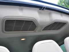 2013款 2.4T 手动 柴油普通型加长轴高顶Duratorq