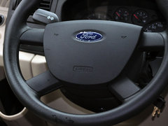 2013款 2.4T 手动 柴油普通型加长轴高顶Duratorq