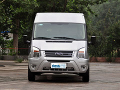 2013款 2.4T 手动 柴油普通型加长轴高顶Duratorq