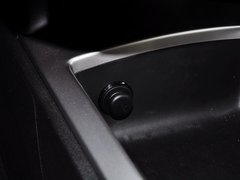 2014款 1.6T 自动 致悦型