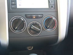 2013款 1.6L 自动 北斗导航版