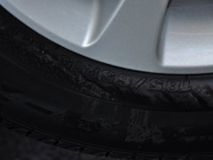 2013款 1.6L 自动版