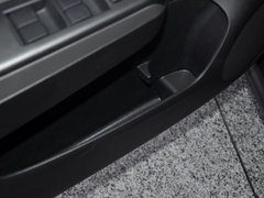 2013款 1.6L 自动版