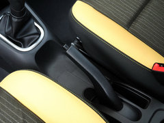 2013款 1.6L 手动版