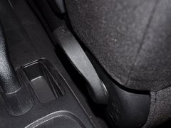 2013款 1.6L 手动版