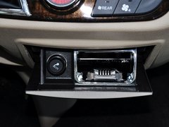 2014款 2.7L 手动 尊荣版